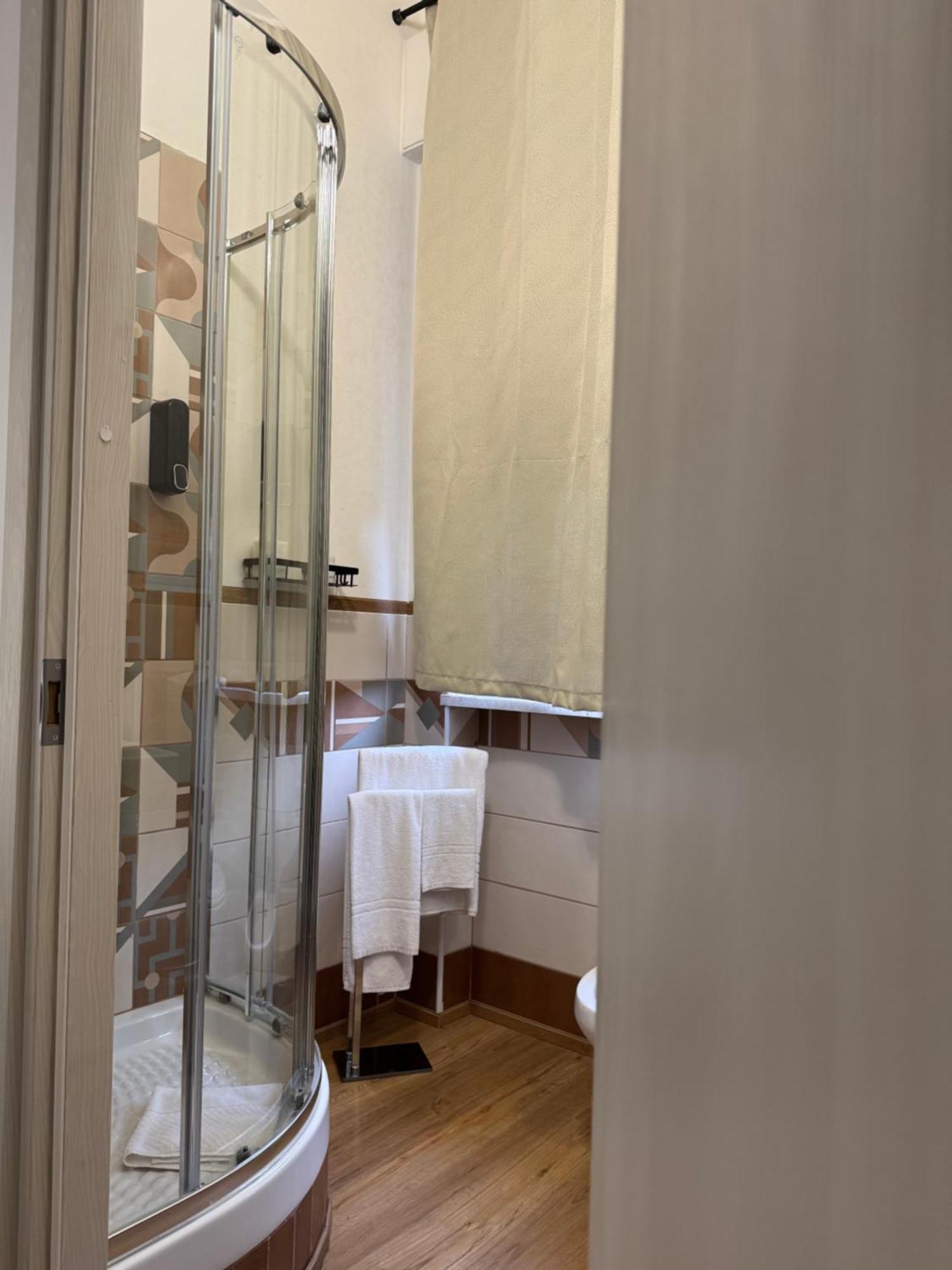 Crispi 120 New Opening Guest house